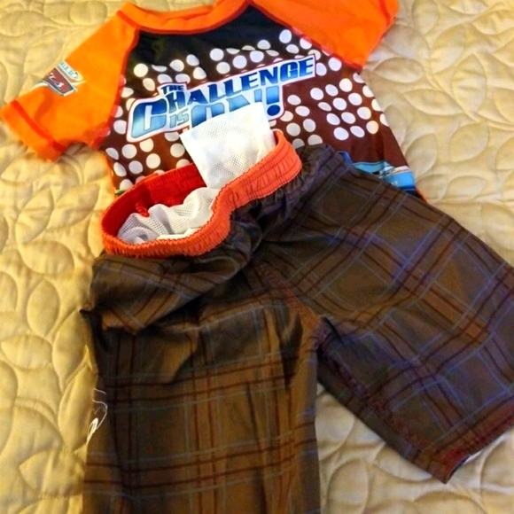 Disney/Pixar The world of Cars Swimming set - Picture 2 of 3